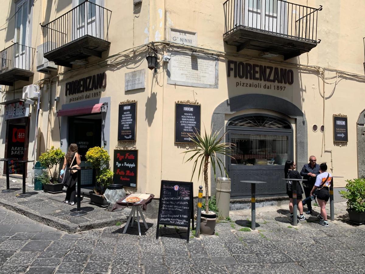 Willa Centro Storico Napoli La Casa Di Ciro Zewnętrze zdjęcie