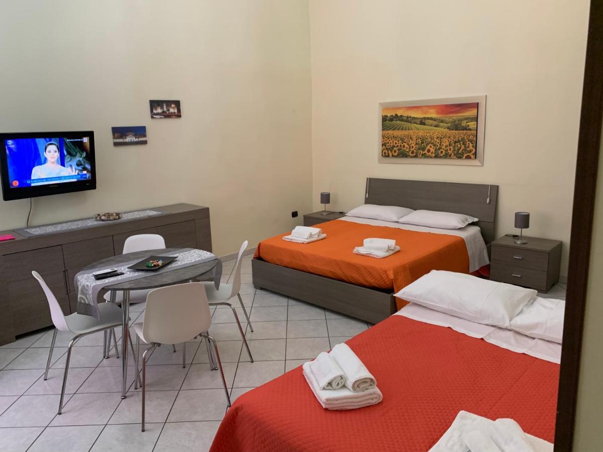 Willa Centro Storico Napoli La Casa Di Ciro Zewnętrze zdjęcie
